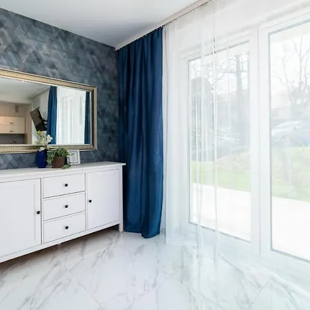 Apartament Fantazja מלון *